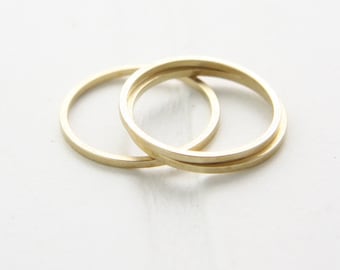 40 Pieces / Raw Brass / Brass Base / Flat Closed Loop / Ring / Link / No Hole (C3023//F9)