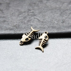 30pcs / Fish Bone / Charm / Antique Brass Tone / Base Metal  (Y10331//O262)