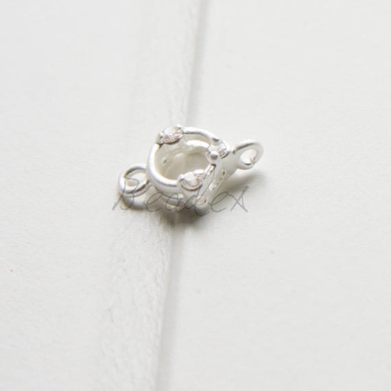 One Piece / Matte Silver Plated / Brass Base / Round One Piece / Matte Silver Plated / Brass Base / Round