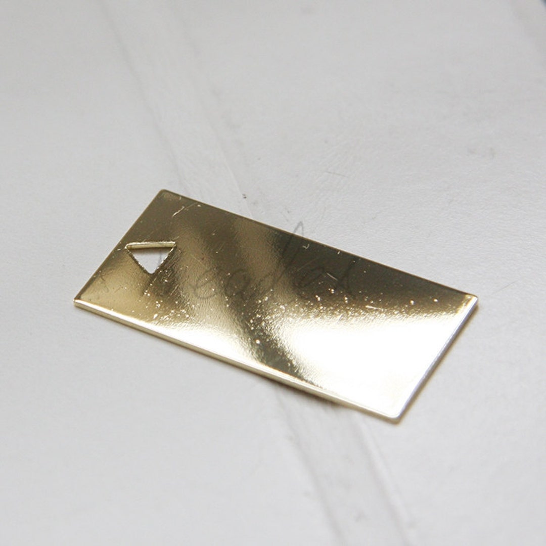 One Piece / Real Gold Plated / Brass Base / Pendant / Charm