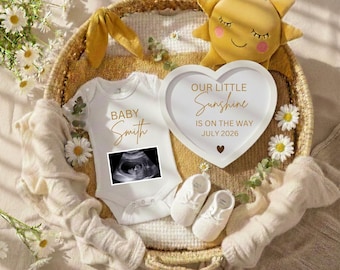 Plantilla digital de anuncio de embarazo Sunshine, anuncio de bebé de verano, anuncio de bebé de género neutro, anuncio de bebé sencillo, plantilla editable de Canva