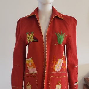 vintage 50s 60s red felt Mexican tourist souvenir jacket blazer with embroidered village designs S M Mexico southwestern western rockabilly image 1