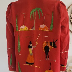 vintage 50s 60s red felt Mexican tourist souvenir jacket blazer with embroidered village designs S M Mexico southwestern western rockabilly image 4