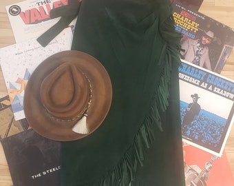 vintage donkere honger groene maxi leren wikkelrok met franje CEDARS M westerse zuidwestelijke cowgirl cowboy rodeo ranch ranchwear Yellowstone