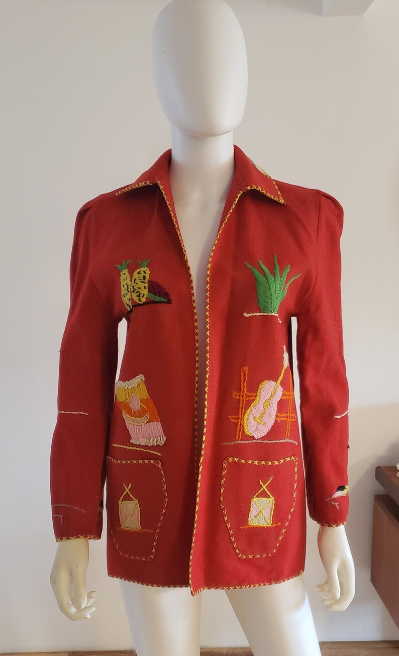 vintage 50s 60s red felt Mexican tourist souvenir jacket blazer with embroidered village designs S M Mexico southwestern western rockabilly image 1