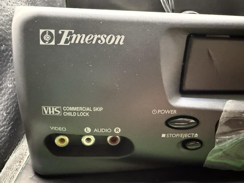 Emerson EV727 VCR 4‑Head Hi‑Fi Stereo NEW No Box Plastic On Front + Remote image 4