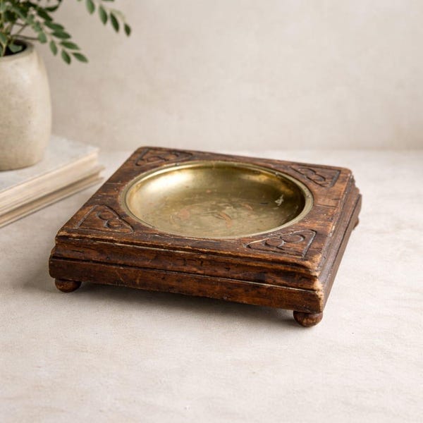 Bol antiguo de madera y latón, decoración rústica para el hogar, recipiente vintage.