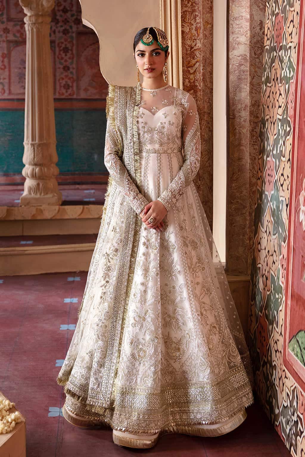 cape dress designs pakistani Latest Pakistani Designer Cape outfits