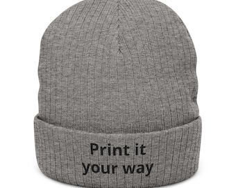 Gorro de punto acanalado bordado