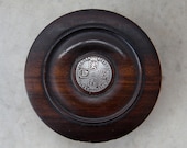 GEORGIAN LIDDED BOX Lignum Vitae Hardwood Round Hourglass Snuff Concentric Circular Pattern Silver Coin Aged Patination Old Treenware 1800 39 s