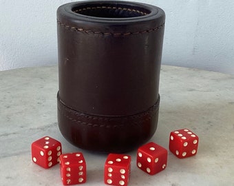 VINTAGE LIARS DICE Cup + 5 Red Dice Brown Leather Double Stitching Rubber Lining Vintage Shaker American Games Smaller Grip