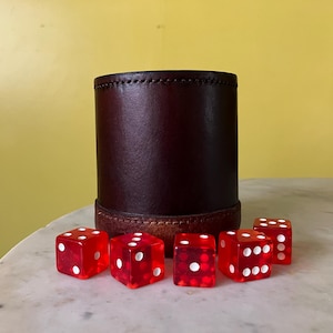 LIAR&#39;S DICE CUP + 5 Red Lucite Dice Hard Leather Body Rubber Ribbed Interior Solid Construction Vintage Late 1900&#39;s