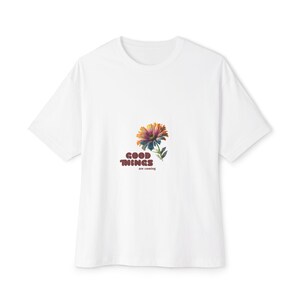 Oversized Floral Boxy T-Shirt - Loose Fit Botanical Print Tee, Vintage Cottagecore Top for Woman