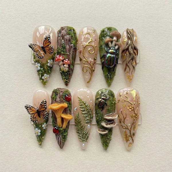Uñas postizas de bosque encantado 3D hechas a mano / Uñas postizas de mariposa y hongo caprichoso / Uñas naturales de escarabajo musgoso / Set personalizado de Fairycore