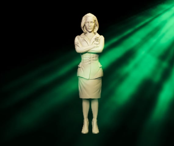 ダナ・スカリー X-ファイル 彫刻 – 54 mm スケール 3D プリント可能な
