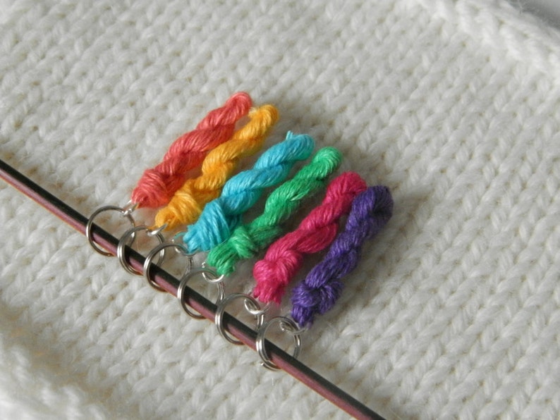 6 Knitting stitch markers mini skein linen yarn key chains | Etsy