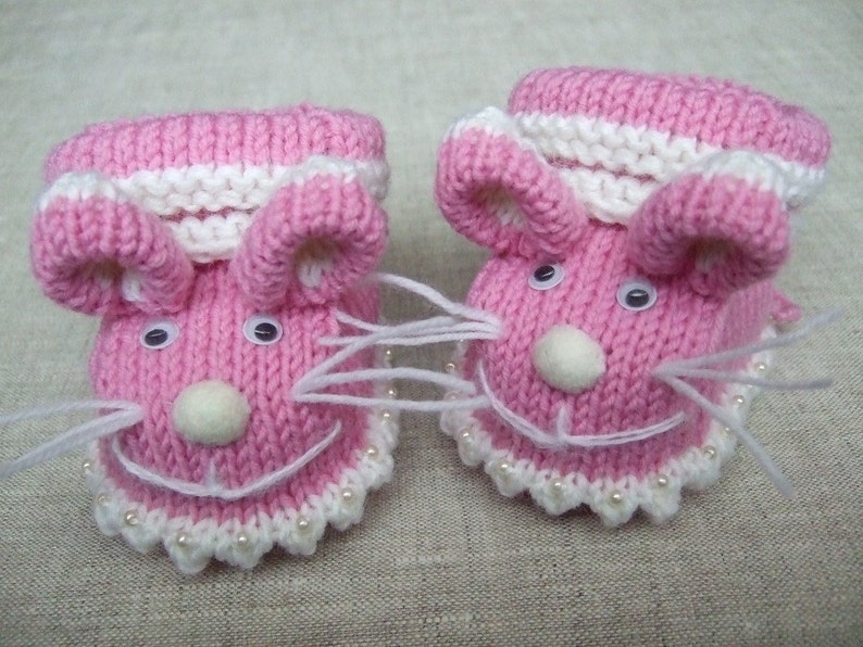 Knitted baby booties 'pink mice' pdf patternsizes | Etsy