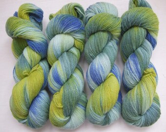 Hand Dyed 100% MERINO wool yarn set, 2 skeins - 200gr (2 x 100 gr).