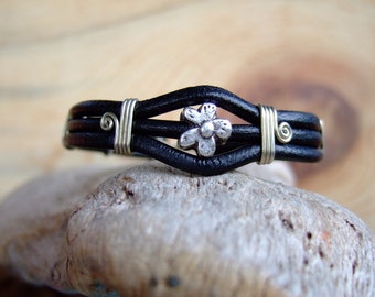 leather bracelet "Spring Blossom's Brother"