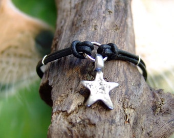 Multiple Choice leather Bracelet