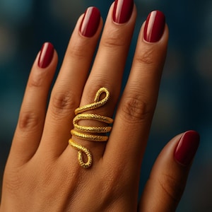 Adjustable Brass Snake Arthritis Ring – Textured Wrap Serpent Design for Comfort and Bold Style