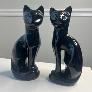 Retro Mid Century Black Ceramic Cat Figurines Pair Glossy Green Eyes Vintage Taiwan