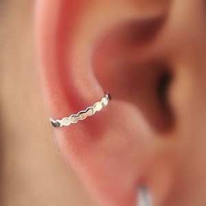 Ear Cuff - Conch Cuff - Non Pierced Fake Conch Piercing - 14K Solid Yellow Gold