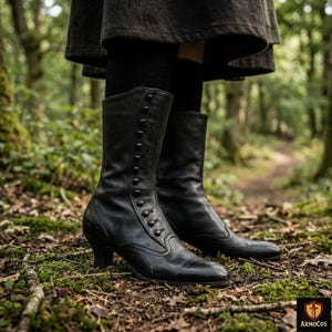 Middeleeuwse leren laarzen met knopen in Victoriaanse stijl voor dames, een perfect cadeau.