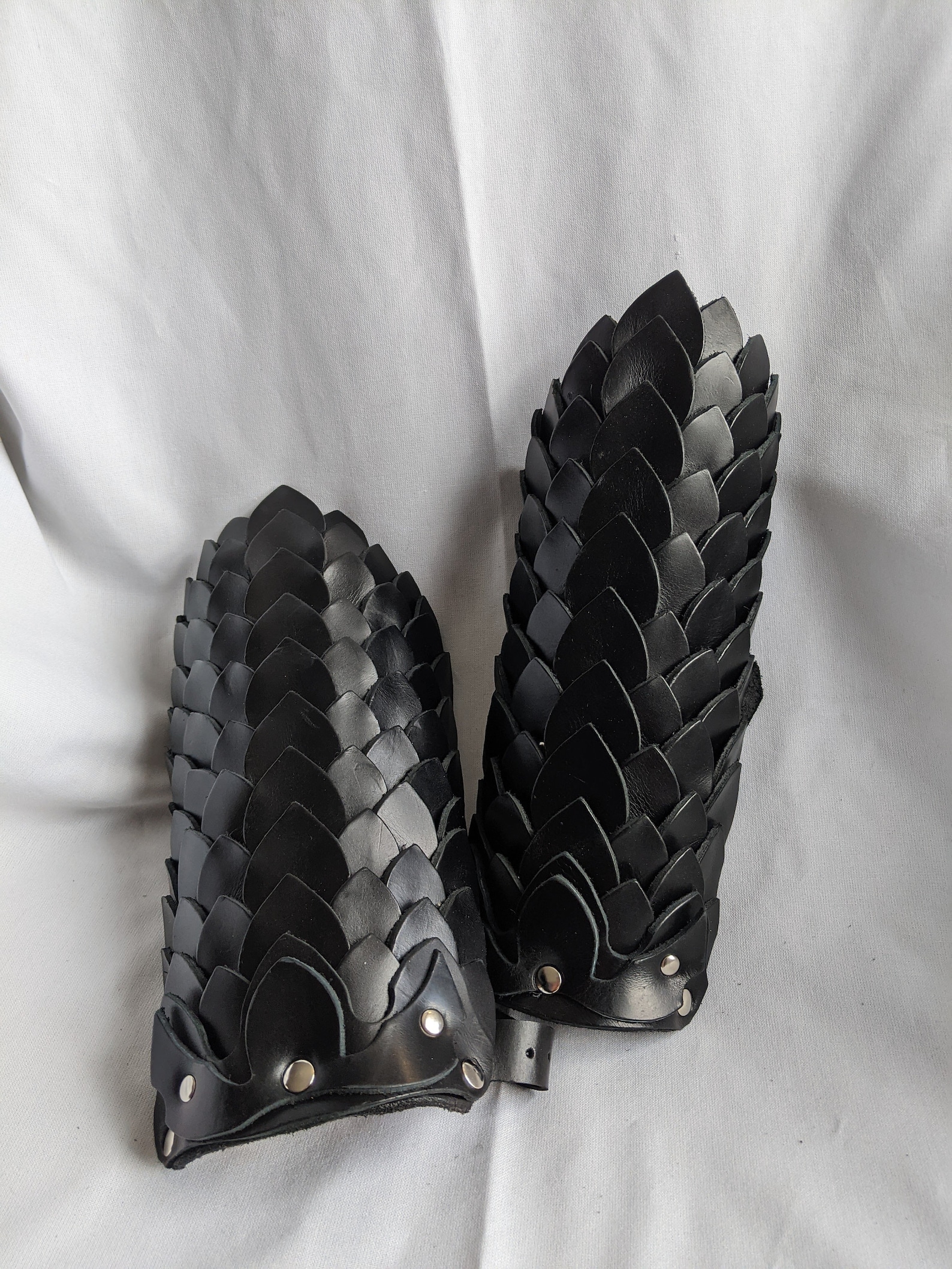 Dragon Scale Bracers Fantasy Leather Armor Cosplay Larp Sca Garb ...