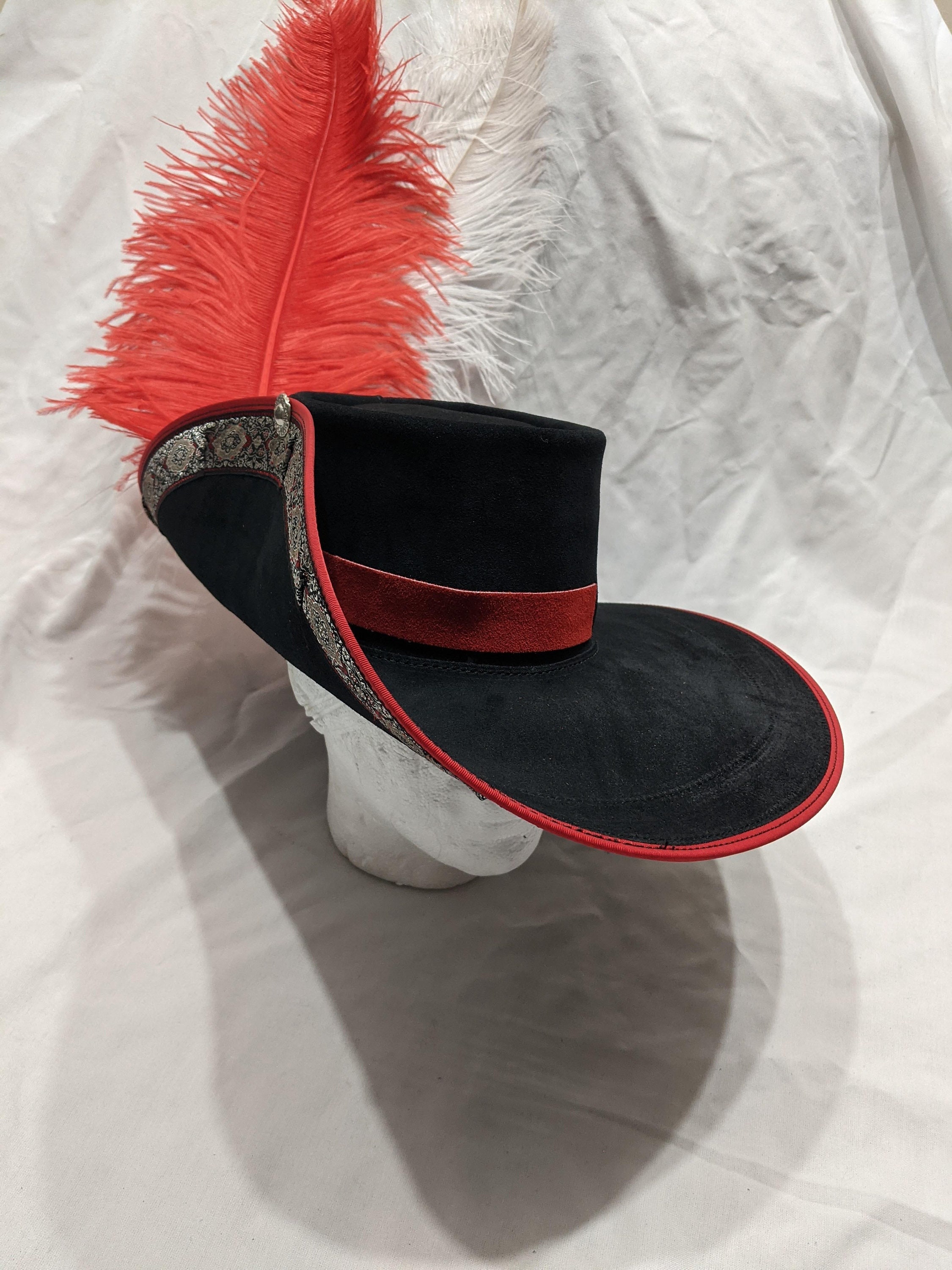 ⚫️Musketeer Hat with Feather Plumes
