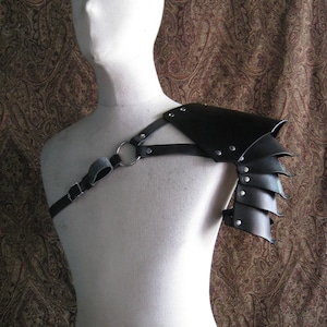 Leather Pauldron/Shoulder Armor