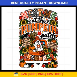 Könnte beinhalten: Ein digitales Grafikdesign mit dem Text MEET ME at the PUMPKIN patch, das einen Geist mit orangefarbener Mütze zeigt, der eine Tasse hält und auf einer orangefarbenen Ladefläche sitzt, verziert mit Sonnenblumen, Herbstblättern und Kürbissen.