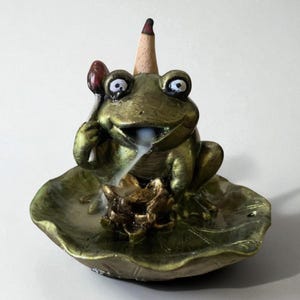 Froschförmiger Rückfluss-Weihrauchbrenner - Einzigartiger Räucherstäbchenhalter mit Rauchfluss – Aromatherapie, Entspannungs- & Meditationsdekoration