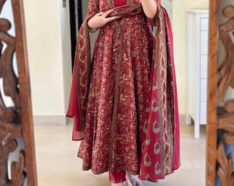 Conjunto de Kurti Anarkali de algodón floral con pantalón y dupatta, vestido de boda indio de 3 piezas.