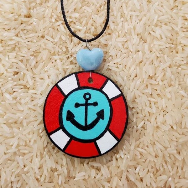 Retro Rockabilly Lifesaver Anchor Main Peint Pendentif Necklace, Original Design par Vivian Estalella