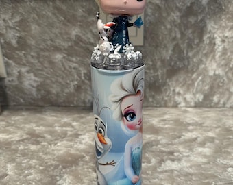 Vaso navideño de princesa de hielo de 590 ml con hielo artificial. Ideal para bebidas frías y calientes, incluye pajita. ¡Único en su clase! ¡Será el centro de atención!