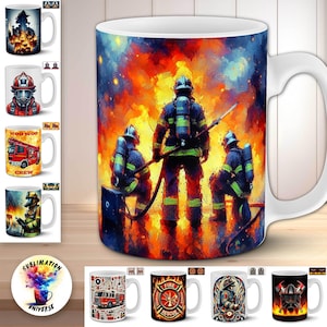 Op de afbeelding: Witte keramische koffiemok met een levendige illustratie van drie brandweerlieden in actie tegen een achtergrond van vlammen. Het ontwerp toont de brandweerlieden in volledige uitrusting, met de nadruk op de intensiteit van het vuur. Extra mokken met brandweer- en reddingsthema's zijn ook zichtbaar.