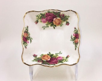 Royal Albert Old Country Roses Square Sweet Meat Dish