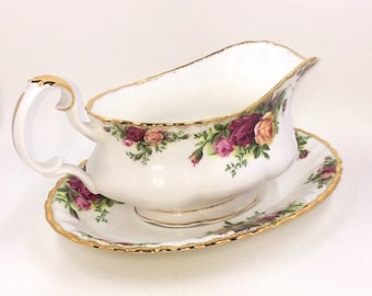 Royal Albert Old Country Roses Gravy Boat and Underdish