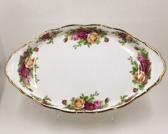 Royal Albert Old Country Roses Oval Handled Tray