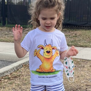 Camiseta para niños. abrázame soy adorable