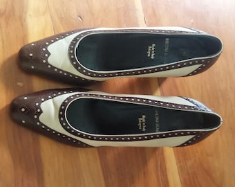 Vintage Bruno Magli Spectator 3" pumps