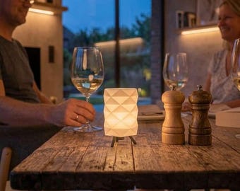 Modernes Origami Teelicht| 3D-Druck Tischlampe aus PLA inkl. LED-Teelicht | Geometrische Deko 13cm | Skandinavisches Design