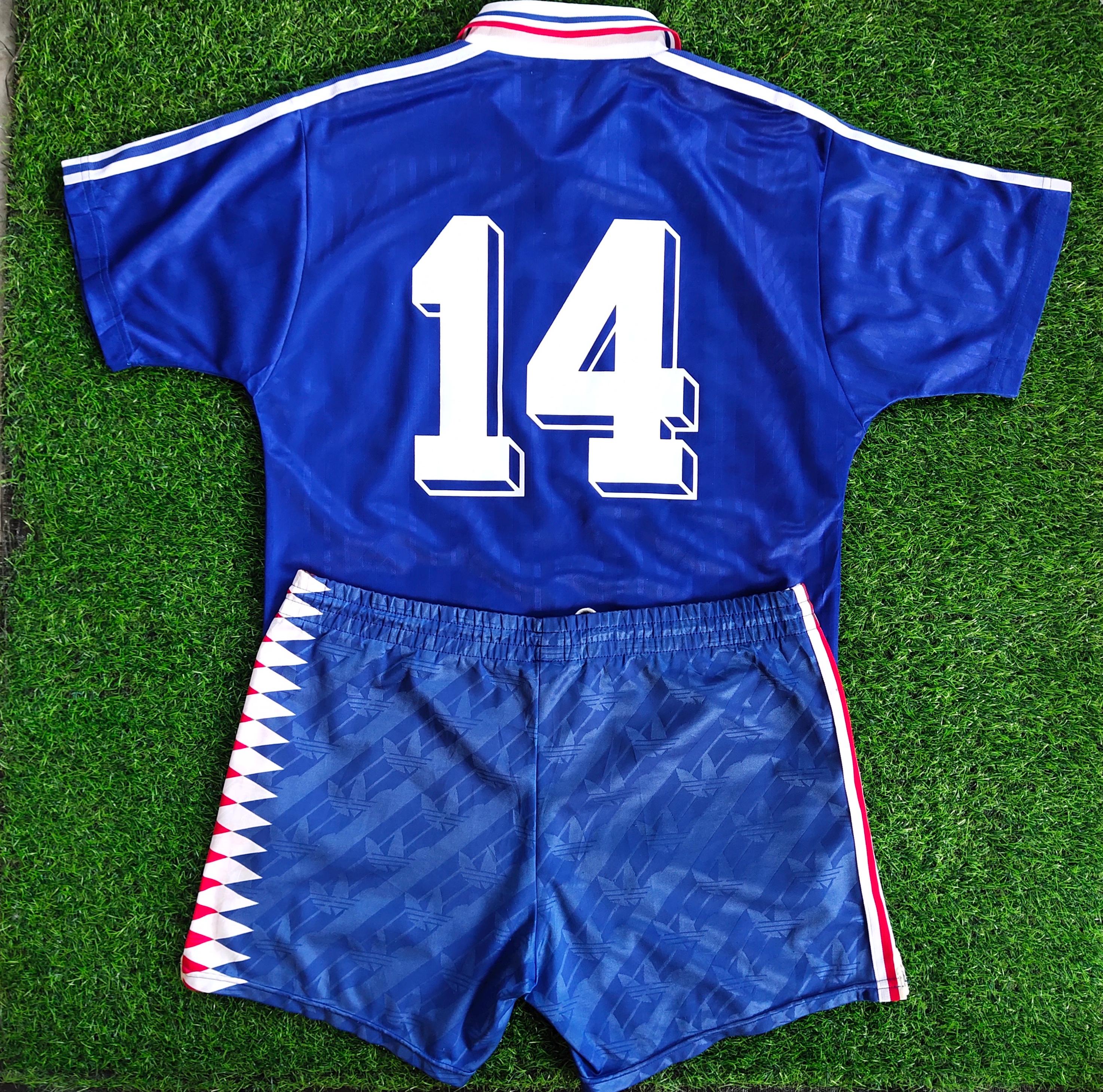 Vintage 90s Distressed France No.14 Zinedine Zidane Football