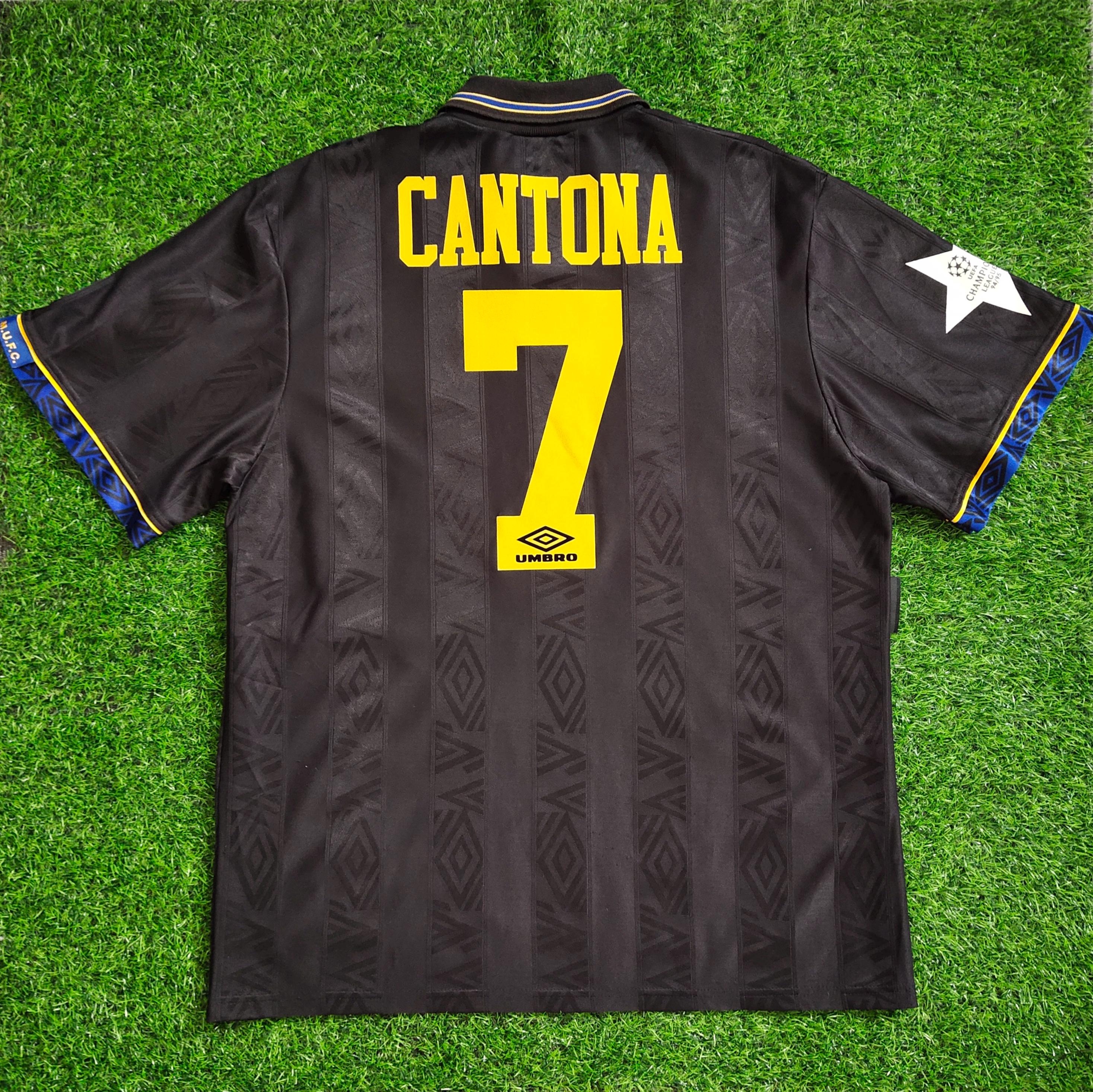 Vintage 90s Manchester United No. 7 Eric Cantona Football Jersey