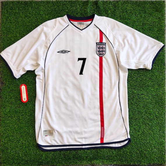 Vintage England No. 7 David Beckham Football Jersey England T