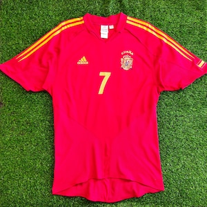 Vintage Spain No. 7 Raul Football Jersey Spain T Shirt Spain Tees Spain Jumper Embroidery Logo Red Color Men&#39;s Fit M
