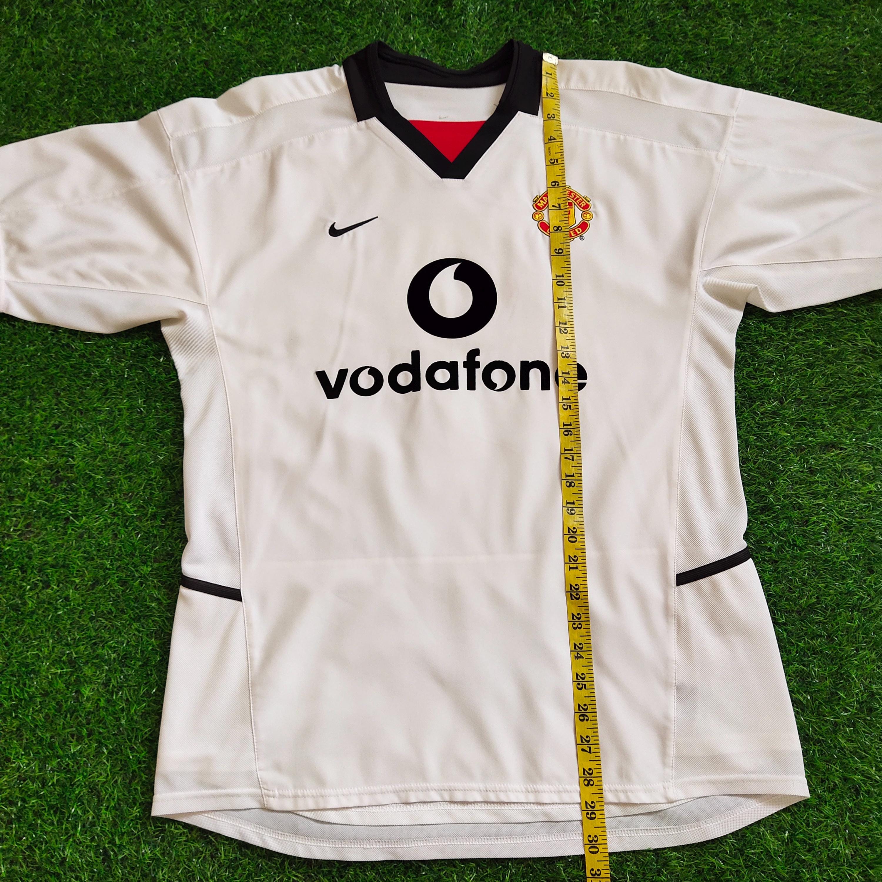 Vintage Manchester United No. 7 David Beckham Football Jersey MUFC