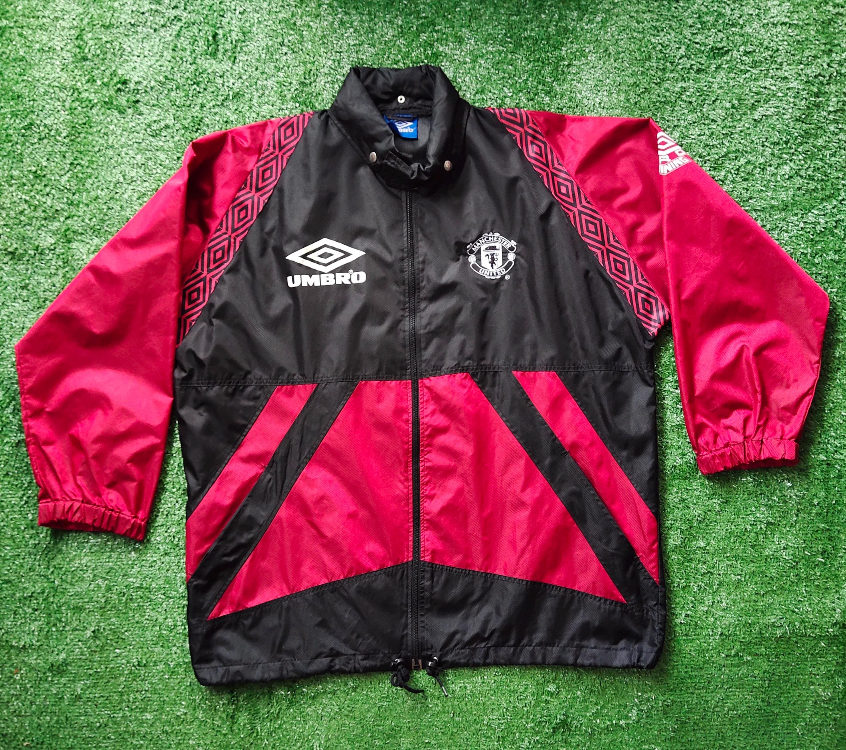Umbro Manchester United Sweater - Etsy