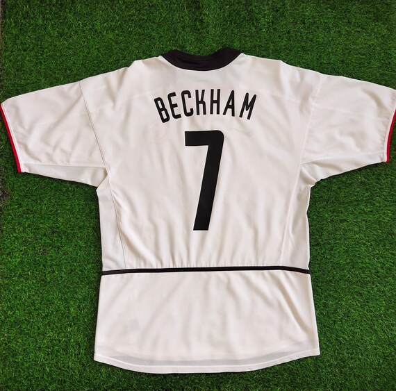 Vintage Manchester United No. 7 David Beckham Football Jersey MUFC